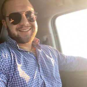 Meet your Posher, Caleb